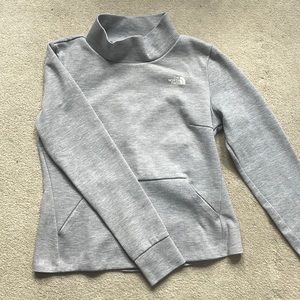 North face pullover